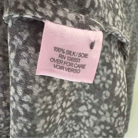 Calypso St. Barth 100% Silk Gray and white Blouse long sleeve sheer floral smock - Picture 8 of 11